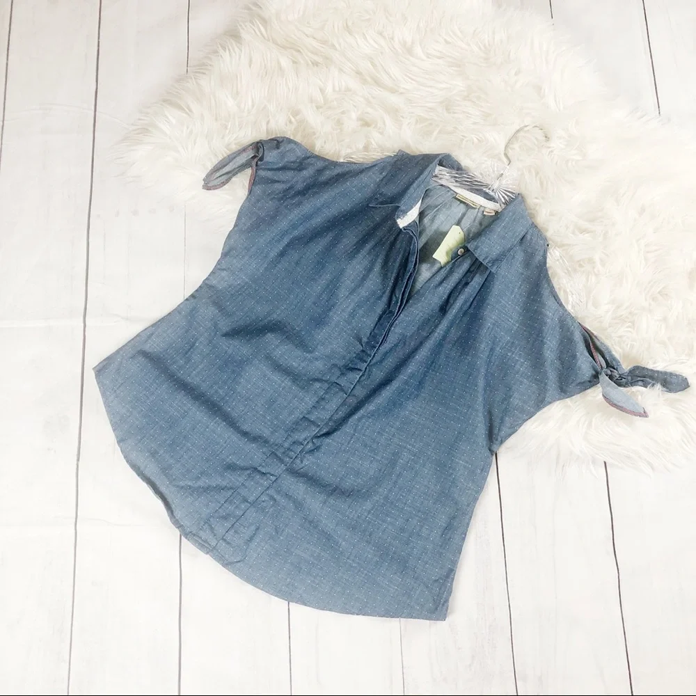 🆕 Holding Horses‎ Split Sleeve Chambray Blue Top 8